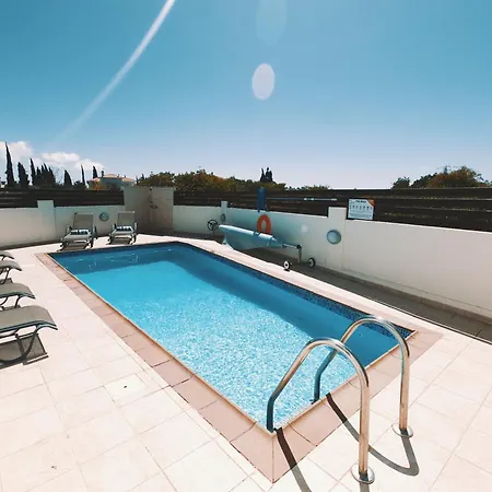 Villa Lankas With Heated Pool