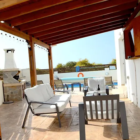 Villa Lankas With Heated Pool Agia Napa